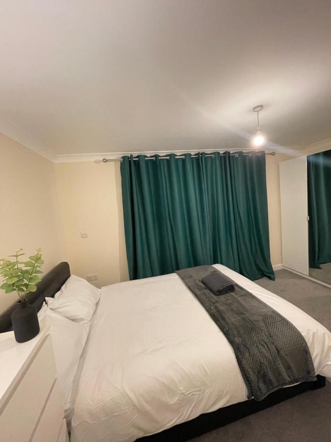 Relaxing Double Rooms In A Beautiful House Ipswich Exterior photo